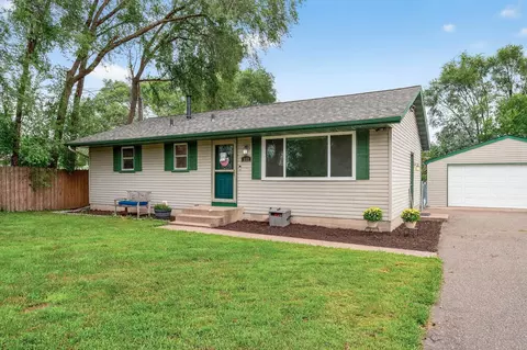 651 Randall Dr, Anoka, MN 55303