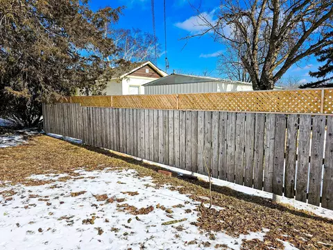 Exterior - 1724 Laurel St, Brainerd, MN 56401 photo 3 of 3