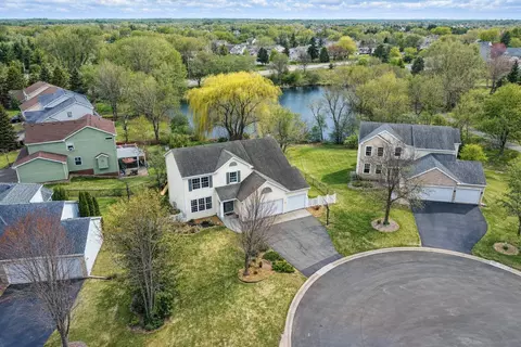 955 Lake Rdg, Woodbury, MN 55129