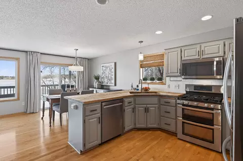 Kitchen - 4648 S Lake Sarah Dr, Maple Plain, MN 55359 photo 4 of 7