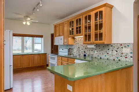 Kitchen - 101 Shoreview Dr, Elysian, MN 56028 photo 1 of 4