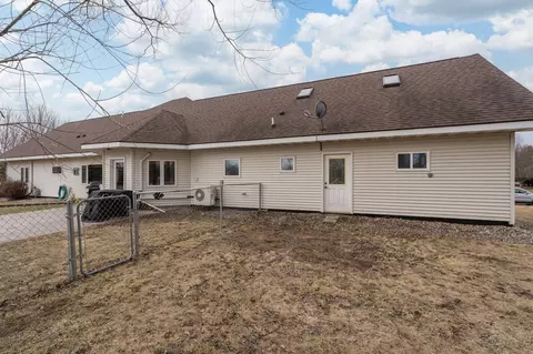 Exterior - 101 Shoreview Dr, Elysian, MN 56028 photo 6 of 12
