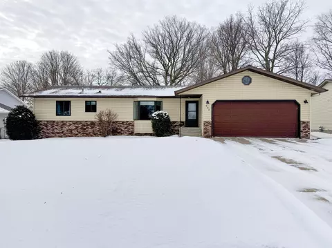 402 E 14th St, Fergus Falls, MN 56537