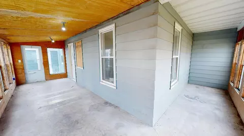 Exterior - 203 Trott Ave SE, Willmar, MN 56201 photo 2 of 3