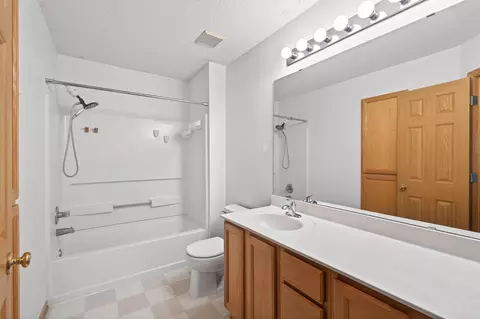 Bath - 10705 Unity St NW, Coon Rapids, MN 55433 photo 3 of 3