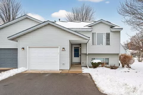 20035 Ideal Way, Lakeville, MN 55044