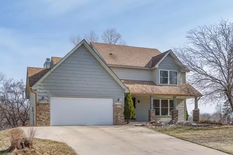 5220 Yorktown Ln N, Plymouth, MN 55442