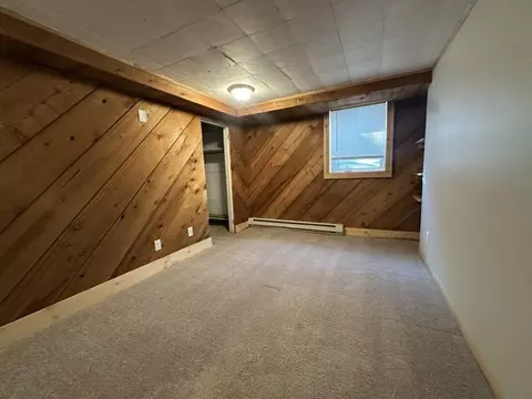 Bedroom - 721 N 20th Ave E, Duluth, MN 55812 photo 3 of 4