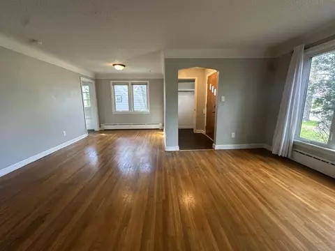 Living - 721 N 20th Ave E, Duluth, MN 55812 photo 1 of 2