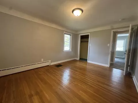 Bedroom - 721 N 20th Ave E, Duluth, MN 55812 photo 1 of 4