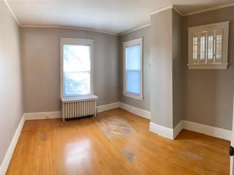 Bedroom - 2123 E 4th St, Duluth, MN 55812 photo 5 of 9