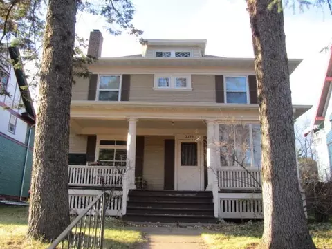 Exterior - 2123 E 4th St, Duluth, MN 55812 photo 6 of 7