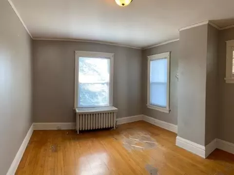 Bedroom - 2123 E 4th St, Duluth, MN 55812 photo 3 of 9