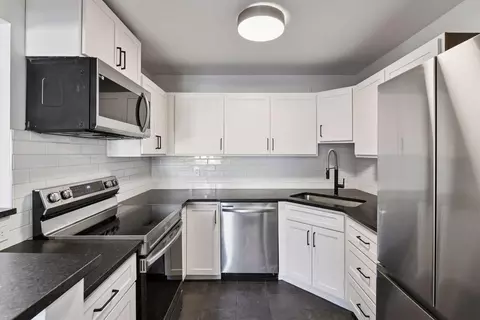 2030 Ridge Dr #31, Saint Louis Park, MN 55416