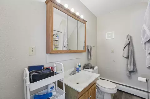 Bath - 1316 E 2nd St, Duluth, MN 55805 photo 2 of 2