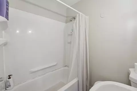 Bath - 1316 E 2nd St, Duluth, MN 55805 photo 1 of 2