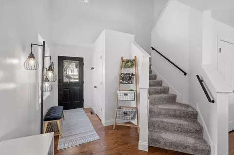 495 Pleasant Ct, Chaska, MN 55318