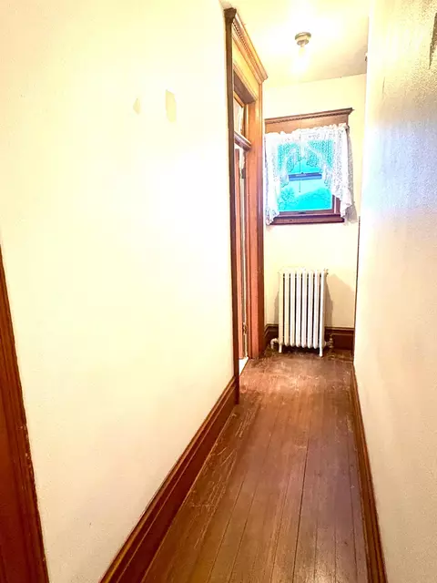 Entry Way - 1122 Pine St, Dawson, MN 56232 photo 4 of 20