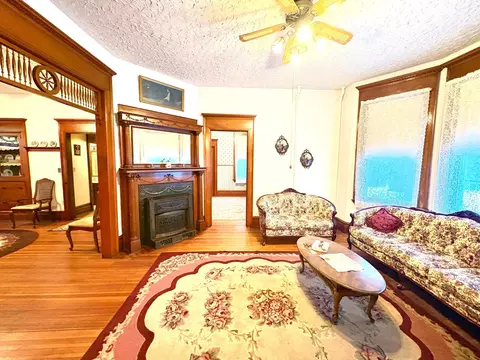 Living - 1122 Pine St, Dawson, MN 56232 photo 5 of 7