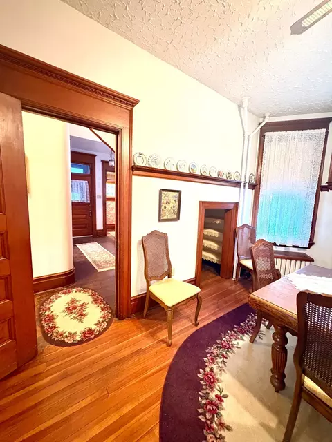 Dining - 1122 Pine St, Dawson, MN 56232 photo 4 of 5