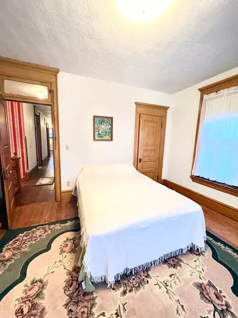 Bedroom - 1122 Pine St, Dawson, MN 56232 photo 5 of 8