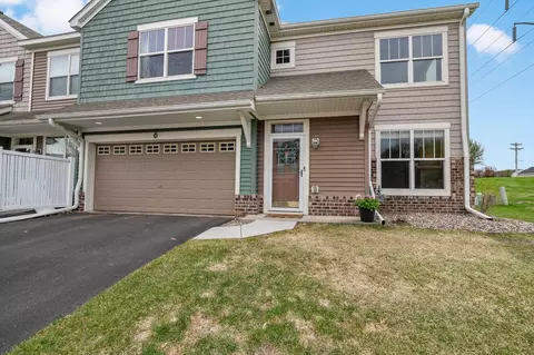 1944 Commonwealth Blvd #4, Chanhassen, MN 55317