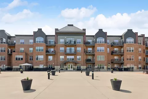 1800 Graham Ave #325, Saint Paul, MN 55116