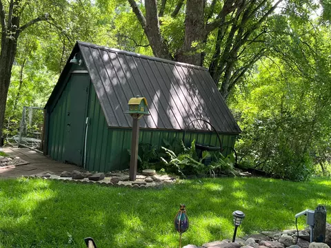 Exterior - 600 Plum Ave, Windom, MN 56101 photo 24 of 29