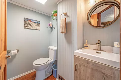 Bath - 600 Plum Ave, Windom, MN 56101 photo 4 of 5