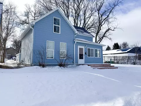 514 E Hampden Ave, Fergus Falls, MN 56537