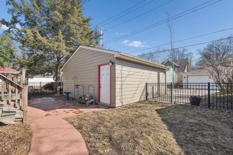 Exterior - 1676 Berkeley Ave, Saint Paul, MN 55105 photo 3 of 6
