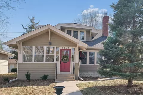 1676 Berkeley Ave, Saint Paul, MN 55105