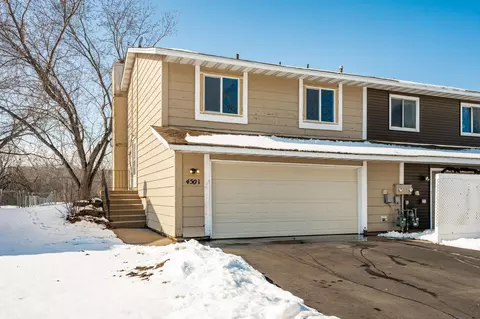 4501 Scott Trl, Eagan, MN 55122