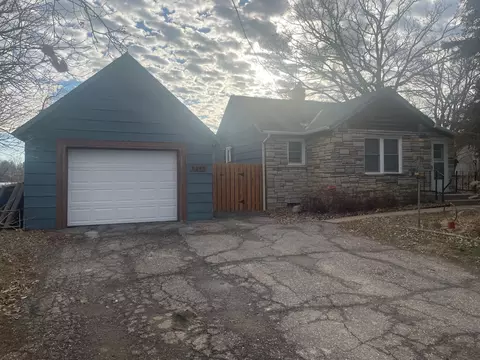 6245 85th St NW, Maple Lake, MN 55358