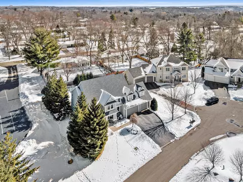 2340 Glendale Cove Ln, Orono, MN 55356