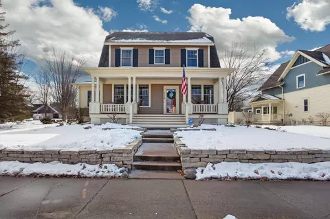 176 Rutherford Rd, Stillwater, MN 55082