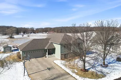 26109 Bluebird Ln, Saint Cloud, MN 56301