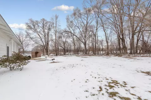 Exterior - 730 9th St NW, Faribault, MN 55021 photo 4 of 4
