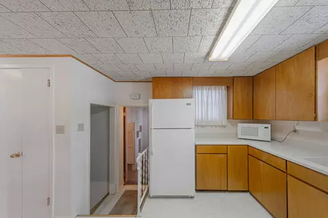 Kitchen - 730 9th St NW, Faribault, MN 55021 photo 3 of 5