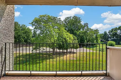 Exterior - 4130 Rahn Rd #206, Eagan, MN 55122 photo 5 of 10