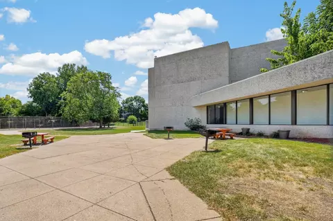 Exterior - 4130 Rahn Rd #206, Eagan, MN 55122 photo 6 of 10