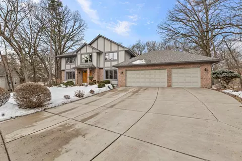 7334 W 114th Street Cir, Bloomington, MN 55438