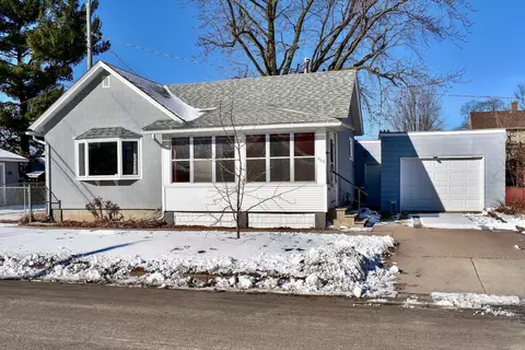 463 Liberty St, Winona, MN 55987