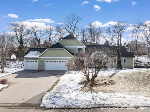 12405 45th Ave N, Plymouth, MN 55442