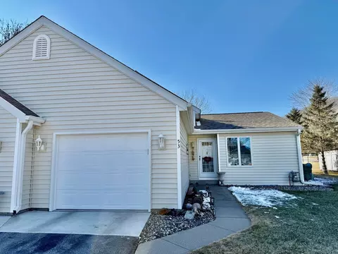53 Valley Trail Dr, Winona, MN 55987