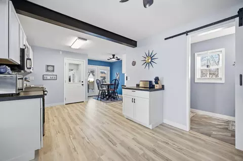 Entry Way - 401 3rd Ave S, Fairmount, ND 58030 photo 1 of 3
