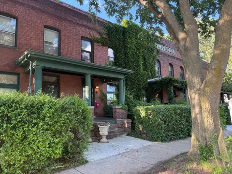 111 Isabel St E, Saint Paul, MN 55107