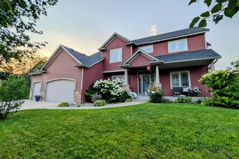 3411 Tralee Ln NE, Rochester, MN 55906