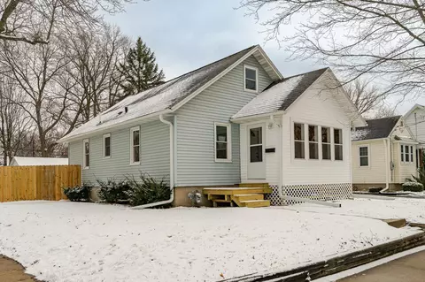 604 10th Ave SE, Rochester, MN 55904