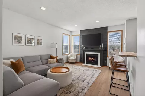 9037 Garland Ln N, Maple Grove, MN 55311
